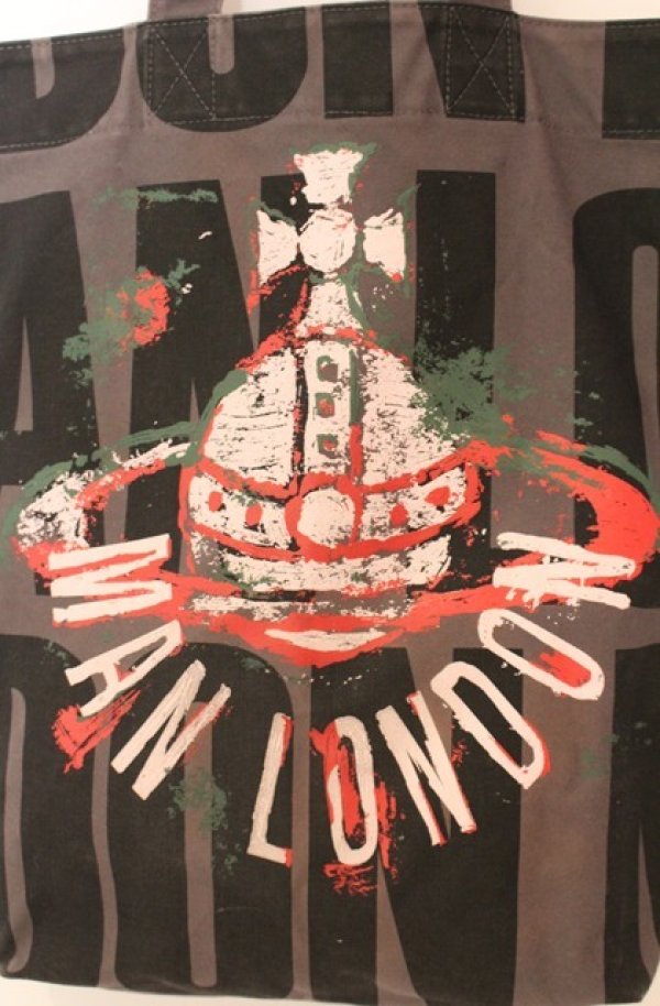 画像2: ヴィヴィアンウエストウッド MAN 中古 / PRINTED ORB MAN LONDON トートバッグ（プリンテッドマンロンドン）  チャコール  O-26-01-11-077-ba-YM-OS (2)