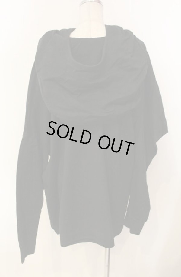 画像4: ヴィヴィアンウエストウッド 中古 / 単色オーブ刺繍変形パーカー 00 ブラック  O-26-01-11-010-to-YM-OS (4)