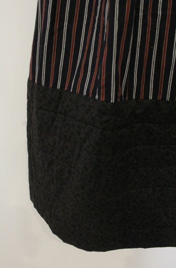 画像2: ヴィヴィアンウエストウッド 中古 / ブロッキングストライプスカート 00 ネイビー  O-26-01-25-043-sk-YM-OS (2)