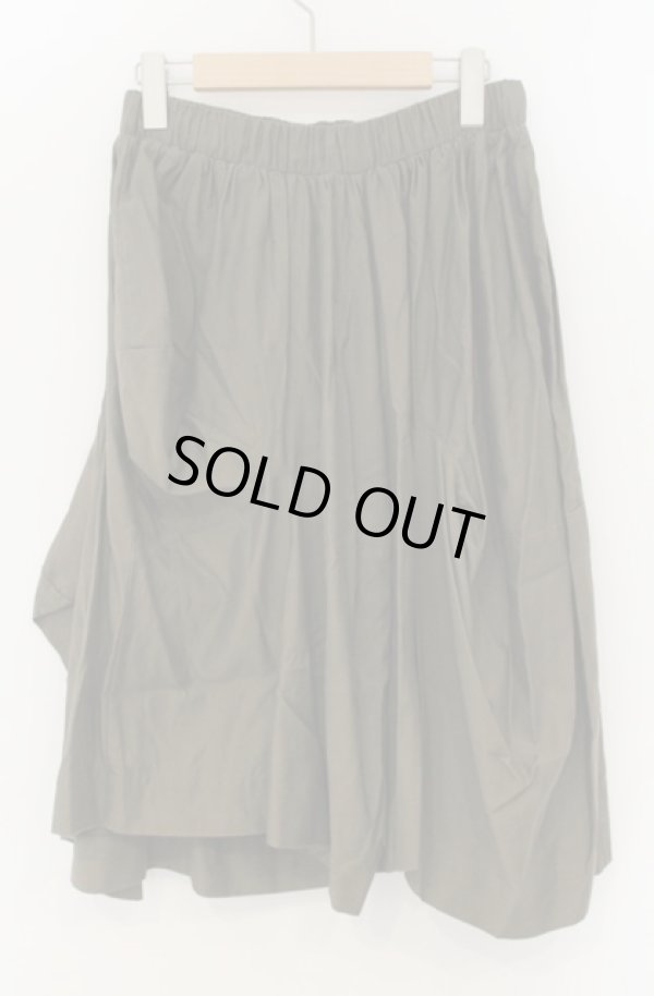 画像2: ヴィヴィアンウエストウッド 中古 / アシンメトリーギャザースカート 2 カーキ  O-26-01-25-044-sk-YM-ZY (2)