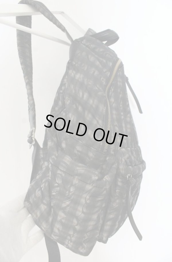 画像2: ヴィヴィアンウエストウッド 中古 / ダイアゴナルオーブチェックジャガードリュック  ブラック  O-26-01-25-061-ba-YM-OS (2)