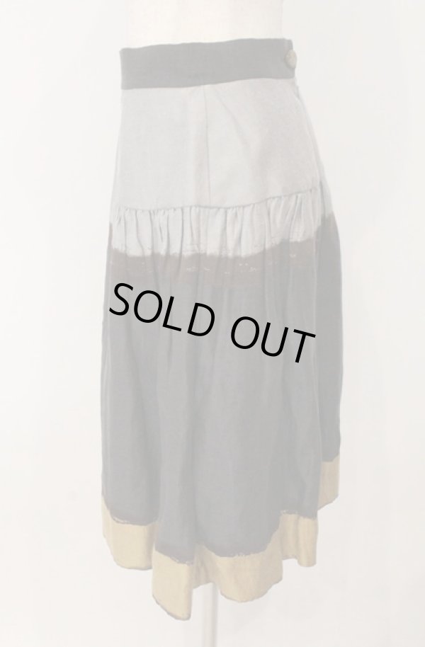 画像3: ヴィヴィアンウエストウッド 中古 / グラデーションスカート 2 グレー  O-26-02-15-053-sk-YM-ZH (3)
