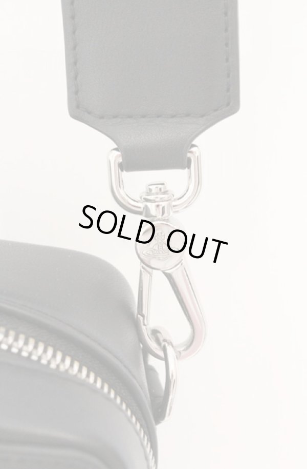 画像3: ヴィヴィアンウエストウッド 中古 / MELIH CAMERA BAG（メリヒ カメラ バッグ）  ブラック  O-26-02-15-080-ba-IG-OS (3)