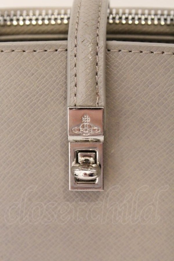画像2: ヴィヴィアンウエストウッド 中古 / SOFIA SMALL HANDBAG（ソフィアスモールハンドバッグ）  クリームベージュ  O-26-03-08-096-ba-YM-OS (2)