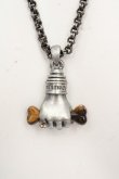 画像2: ヴィヴィアンウエストウッド 中古 / Hand and Bone ペンダント（ハンドアンドボーン）  シルバーｘブラウン  O-26-03-15-019-ac-YM-OS (2)