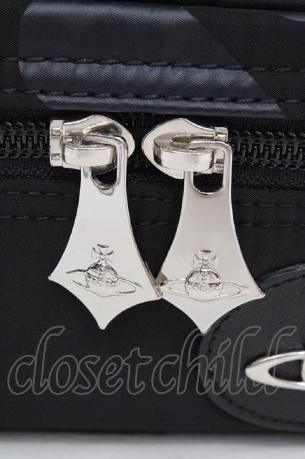 画像2: ヴィヴィアンウエストウッド 中古 / バニティポーチ  ブラック  O-26-03-15-026-gd-YM-OS (2)