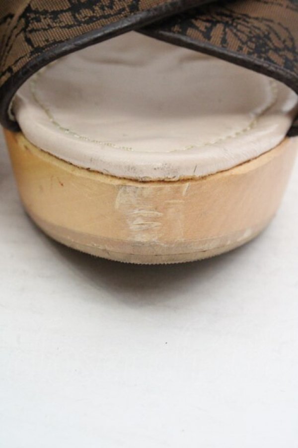 画像4: ヴィヴィアンウエストウッド 中古 / オーブ柄ミュール 35 ブラウン  O-26-03-15-077-sh-IG-OS (4)