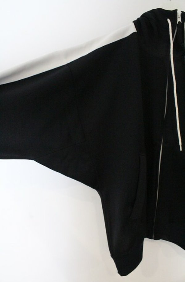 画像2: ヴィヴィアンウエストウッド MAN 中古 / TWIN EAGLES ジャージフーディー 46 ブラック  O-26-03-22-009-to-YM-OS (2)