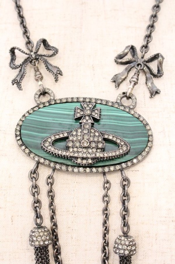 画像2: ヴィヴィアンウエストウッド 中古 / タッセルチェーンレリーフネックレス  ガンメタルｘグリーン  O-26-04-12-054-ac-YM-OS (2)