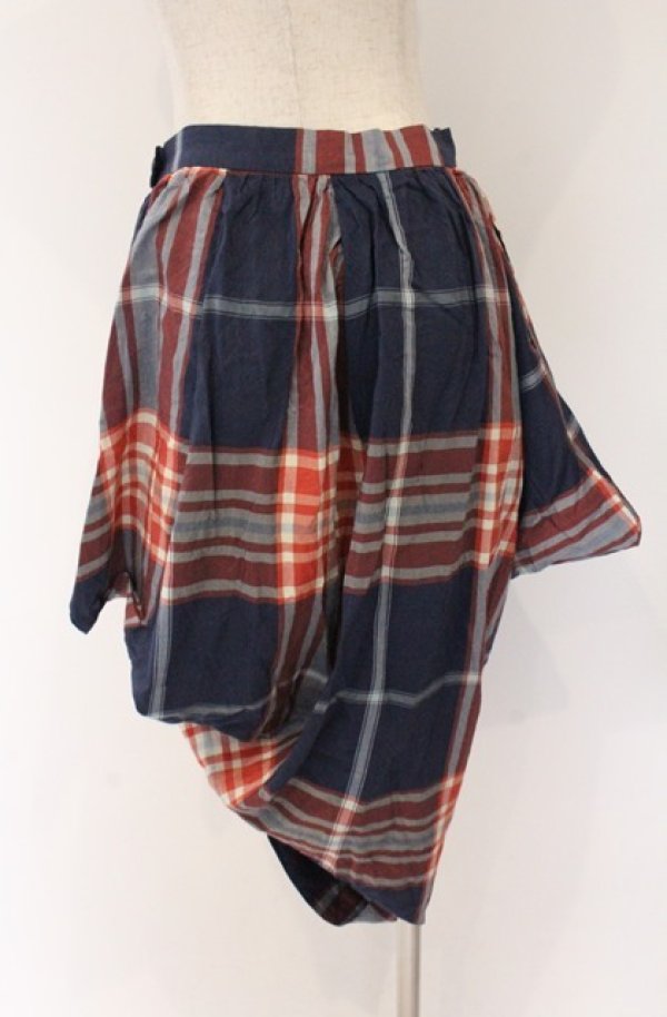 画像4: ヴィヴィアンウエストウッド 中古 / 変形タータンスカート 2 レッドｘネイビー  O-26-04-19-088-sk-YM-OS (4)