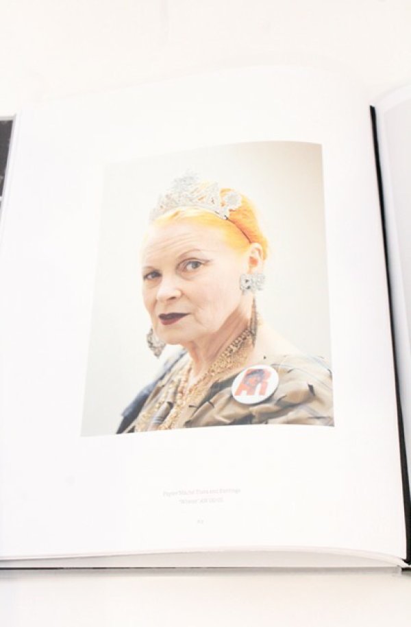 画像4: ヴィヴィアンウエストウッド 中古 / lery BOOK 書籍  -  O-26-05-03-022-gd-IG-OS (4)