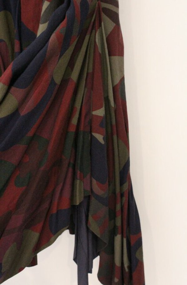 画像4: ヴィヴィアンウエストウッド 中古 / レーヨンエットCAMO ORB PRINTスクエアパネルスカート 00 カーキグリーン  O-26-05-10-031-sk-IG-OS (4)