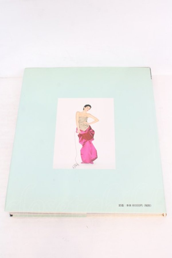 画像2: ヴィヴィアンウエストウッド 中古 / Claire Wilcox　書籍   O-26-07-05-060-gd-YM-OS (2)