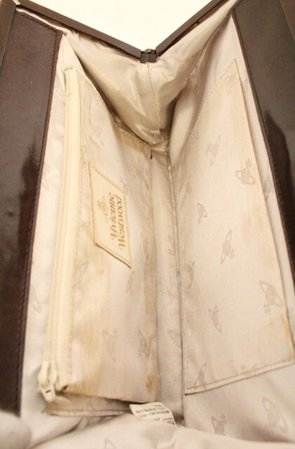 画像9: 【Vintage放出】ヴィヴィアンウエストウッド 中古 / ORBガマ口ハンドストローBAG  ナチュラルｘブラウン  O-26-07-25-1041-ba-YM-OS (9)
