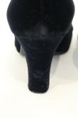 画像7: ヴィヴィアンウエストウッド 中古 / オーブボタンベロアパンプス 36 1/2（23.5cm） ネイビー  O-26-09-06-062-sh-YM-OS (7)