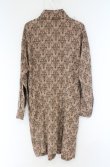 画像4: ヴィヴィアンウエストウッド 中古 / ヴェルサイユ総柄コーデュロイシャツワンピース 2 ベージュ  O-26-09-20-036-op-IG-OS (4)