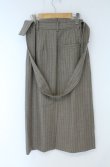 画像2: ヴィヴィアンウエストウッド 中古 / ウールストライプサスペンダー付タックスカート 01 ベージュ  O-26-10-25-029-sk-IG-OS (2)