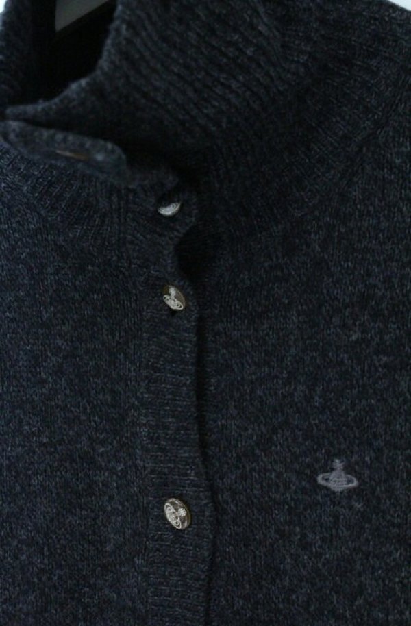 画像2: ヴィヴィアンウエストウッド 中古 / 単色オーブ刺繍タートルネックカーディガン 2 ブラック  O-26-10-25-015-to-YM-OS (2)