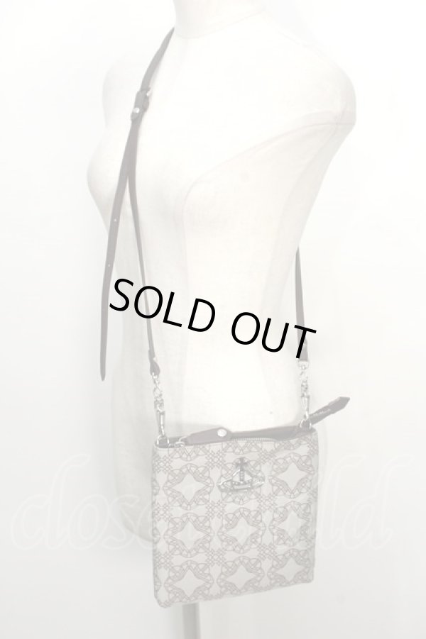 画像2: ヴィヴィアンウエストウッド 中古 / BAロゴマニアショルダーバッグ  ベージュ  S-24-06-26-023-ba-AS-ZS (2)