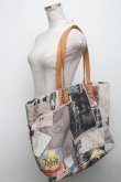 画像2: ヴィヴィアンウエストウッド 中古 / MOODBOARD PRINT　BIG バッグ  マルチ  S-24-10-30-021-ba-AS-ZS (2)