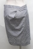 画像2: ヴィヴィアンウエストウッド 中古 / ストライプスカート 42 紺ｘ白  S-25-03-30-069-sk-YM-ZS (2)