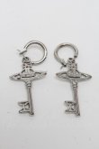 画像2: ヴィヴィアンウエストウッド 中古 / Small　KEYオーブイヤリング  シルバー  S-25-04-23-024-er-AS-ZS (2)
