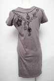 画像2: ANGLOMANIA 中古 / /ネックレスプリントカットワンピース M グレー  S-25-05-11-043-to-AS-ZS (2)