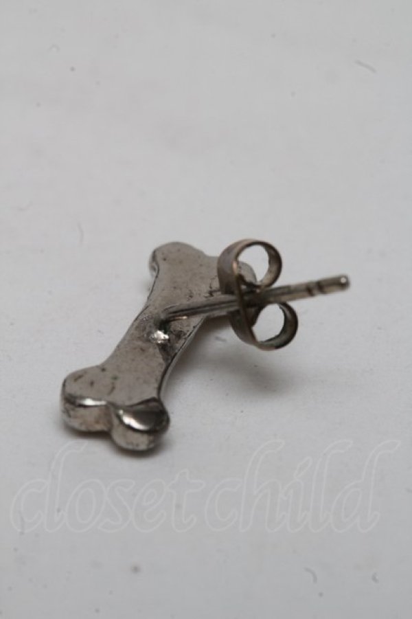 画像3: ヴィヴィアンウエストウッド 中古 / ER/OTHOシングルスタッズピアス  シルバー  S-25-06-17-012-er-AS-ZS (3)