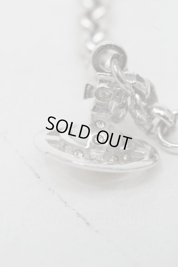 画像2: ヴィヴィアンウエストウッド 中古 / オーブチャームウォッチ  シルバー  S-25-08-10-006-gd-AS-ZS (2)