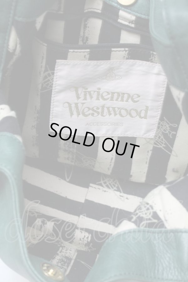 画像5: ヴィヴィアンウエストウッド 中古 / オーブ型押シタッセルレザーバッグ  グリーン  S-25-09-17-045-ba-AS-ZS (5)