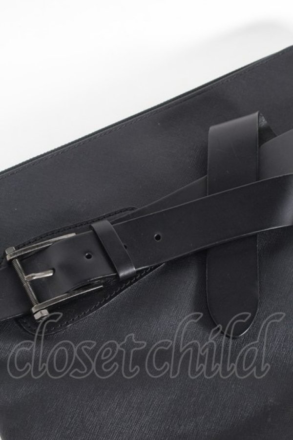 画像3: ヴィヴィアンウエストウッド 中古 / ベルトデザインクラッチバッグ  黒  S-25-10-22-012-ba-AS-ZS (3)