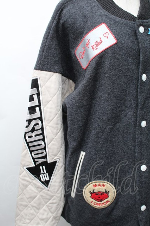 画像3: ヴィヴィアンウエストウッド MAN 中古 / パッチ バーシティジャケット 46 グレー  S-25-11-19-049-jc-AS-ZS (3)