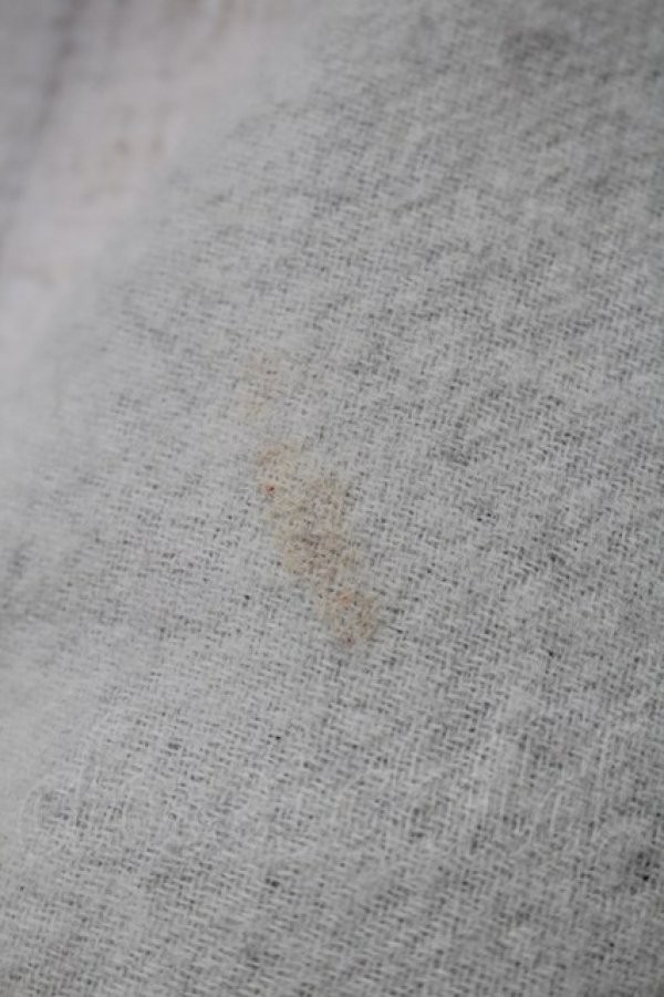 画像3: ヴィヴィアンウエストウッド 中古 / オーブジャガードマフラー  グレー  S-25-11-19-012-gd-AS-ZS (3)