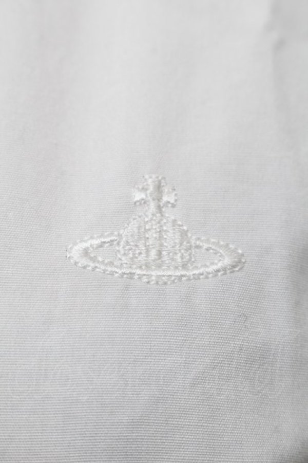 画像4: ヴィヴィアンウエストウッド 中古 / フリル立チ襟ブラウス 2 白  S-25-12-28-029-bl-AS-ZS (4)