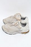 画像2: ヴィヴィアンウエストウッド 中古 / ASICS X ヴィヴィアンウエストウッド GEL－KAYANO 26 24.5 白  S-25-12-28-018-sk-AS-ZS (2)