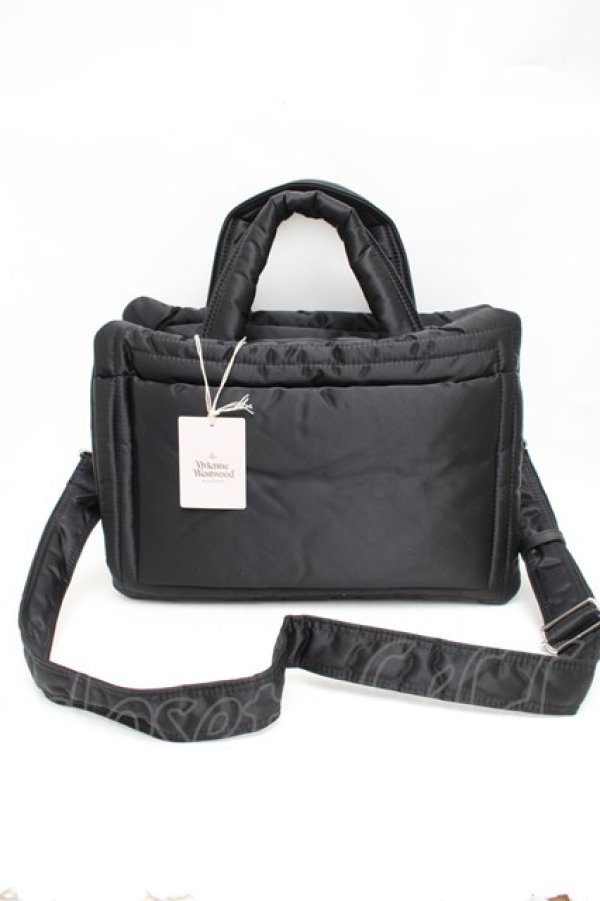 画像2: ヴィヴィアンウエストウッド 中古 / PADDED NYLON MARGARETバッグM  黒  S-26-01-25-040-ba-AS-ZS (2)