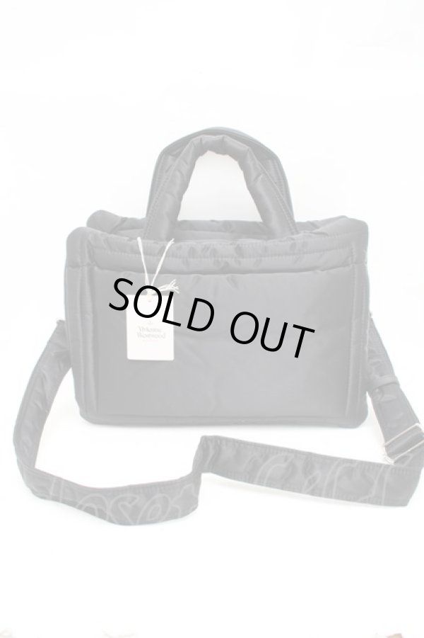 画像2: ヴィヴィアンウエストウッド 中古 / PADDED NYLON MARGARETバッグM  黒  S-26-01-25-040-ba-AS-ZH (2)