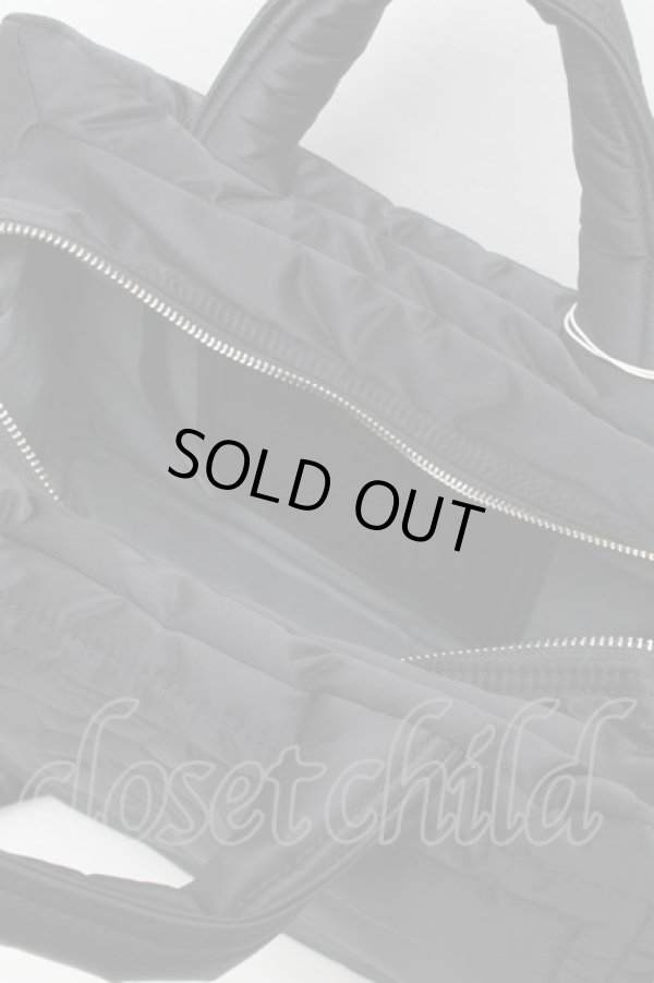 画像4: ヴィヴィアンウエストウッド 中古 / PADDED NYLON MARGARETバッグM  黒  S-26-01-25-040-ba-AS-ZH (4)