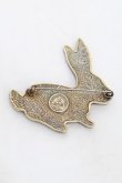 画像2: ヴィヴィアンウエストウッド 中古 / ウサギブローチ  白  S-26-01-25-001-gd-AS-ZS (2)