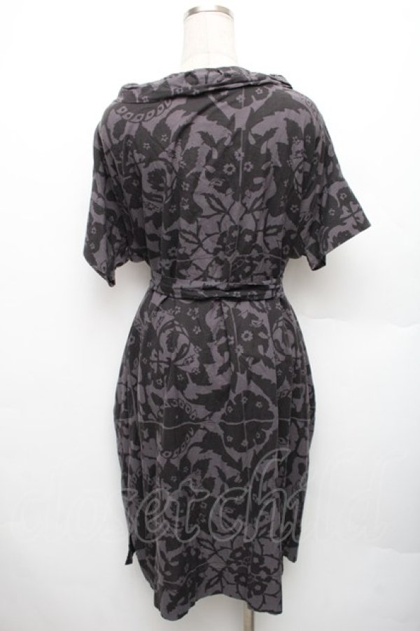 画像2: ヴィヴィアンウエストウッド 中古 / 花プリント総柄ワンピース 2 グレー  S-26-01-25-051-op-HR-ZS (2)
