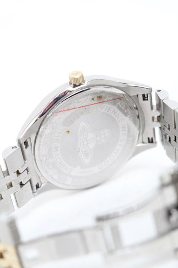 画像3: ヴィヴィアンウエストウッド 中古 / キャンバーウェルクォーツ電池式腕時計  シルバー  S-26-01-25-008-ac-AS-ZS (3)