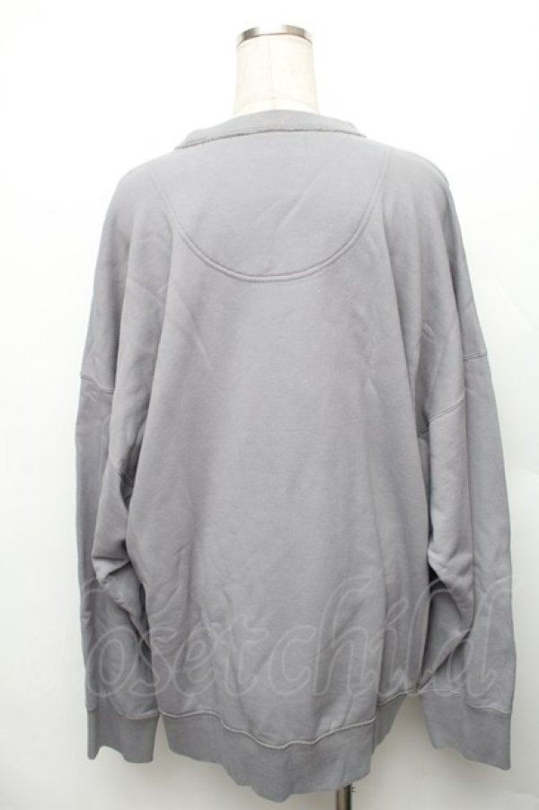 画像2: ヴィヴィアンウエストウッド 中古 / CHARLIE THE CHEETAHコットン裏毛スウェット  グレー  S-26-01-25-054-to-AS-ZS (2)