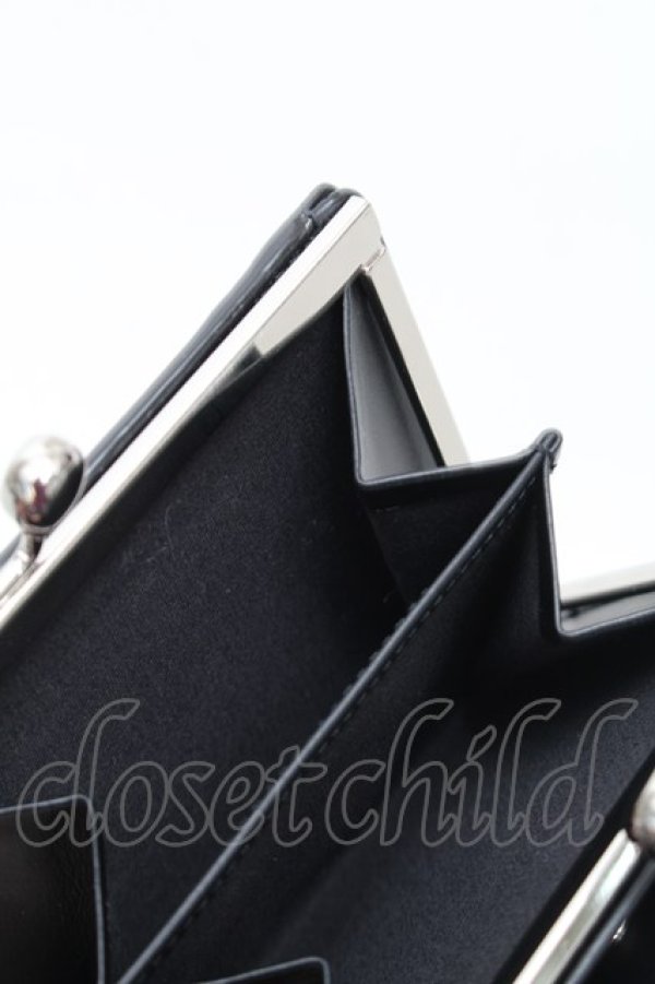 画像5: ヴィヴィアンウエストウッド 中古 / バイアスチェックエンボスレザー折財布  黒  S-26-01-25-009-wa-AS-ZS (5)