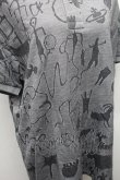 画像4: ヴィヴィアンウエストウッド 中古 / グラフィックポロシャツ  グレー  S-26-02-25-056-ts-AS-ZS (4)