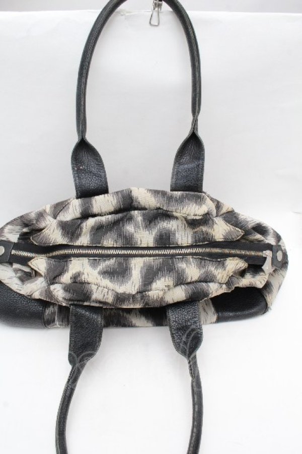画像2: ヴィヴィアンウエストウッド 中古 / レオパードトートバッグ  グレー  S-26-03-15-018-ba-AS-ZS (2)
