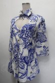画像2: ヴィヴィアンウエストウッド 中古 //ポメグラネートラブシャツ 42 白ｘ青  S-26-03-22-020-bl-SZ-ZS (2)