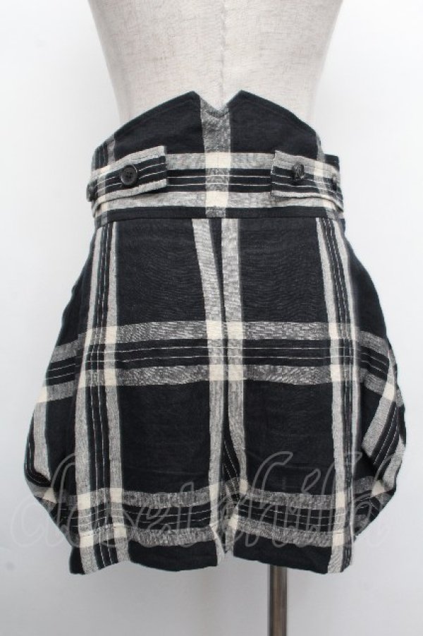 画像3: ヴィヴィアンウエストウッド 中古 / ベルトデザインチェックショートパンツ 38 黒ｘオフ  S-26-03-22-042-pa-AS-ZS (3)