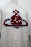 画像2: ヴィヴィアンウエストウッド 中古 / ワッペンオーブ刺繍スウェット 0/S オフシロ  S-26-03-22-013-to-SZ-ZH (2)