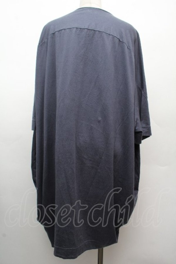 画像2: ヴィヴィアンウエストウッド 中古 / グラフィックORB　BIG Tシャツ 2 青  S-26-04-12-053-ts-SZ-ZS (2)