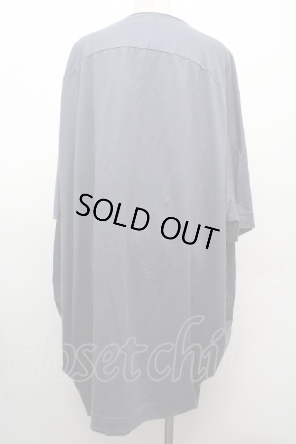 画像2: ヴィヴィアンウエストウッド 中古 / グラフィックORB　BIG Tシャツ 2 青  S-26-04-12-053-ts-SZ-ZS (2)